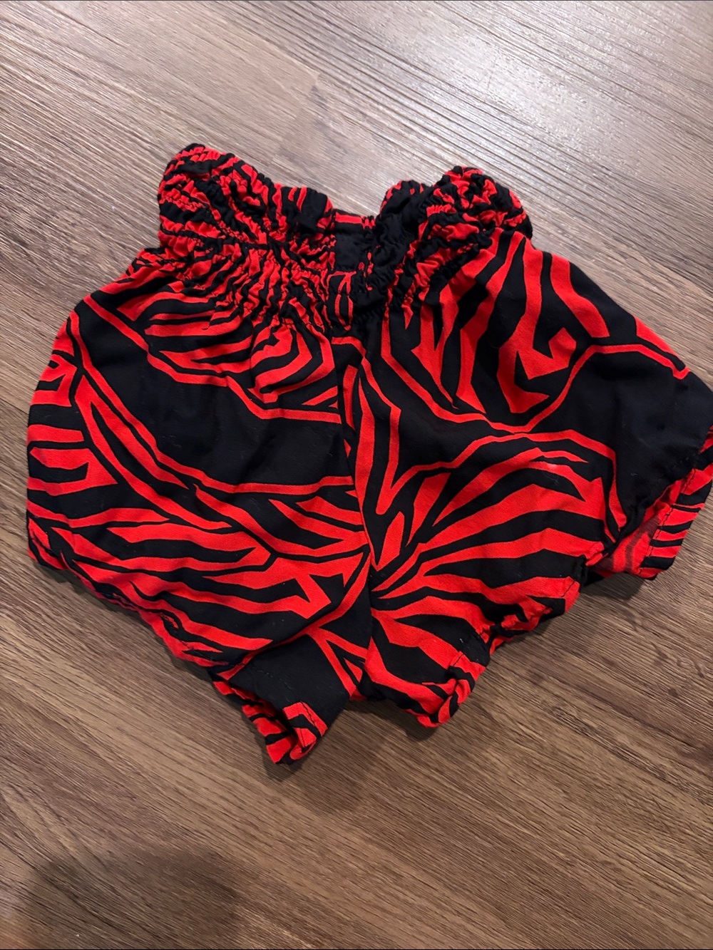 Living hula toddler shorts size small red and black